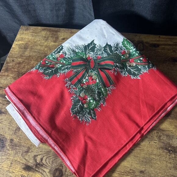 SunWeave Tablecloth Red Holly Christmas Vtg Rectangle Winter Pinecones 60 X 100" - Picture 11 of 11